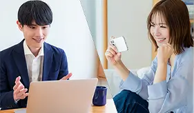 マネージャーの男性とライバーの女性のやり取り